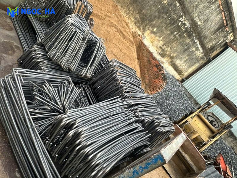 Cửa hàng sắt thép xây dựng quận 8