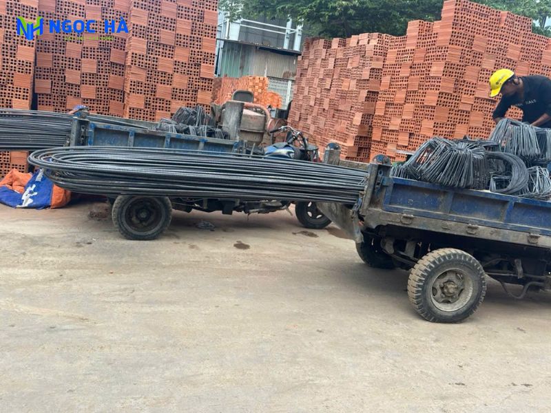 Cửa hàng sắt thép xây dựng quận 8