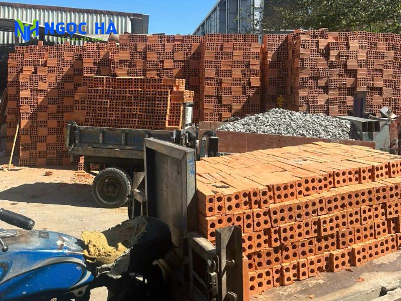 Gạch xây nhà quận 1