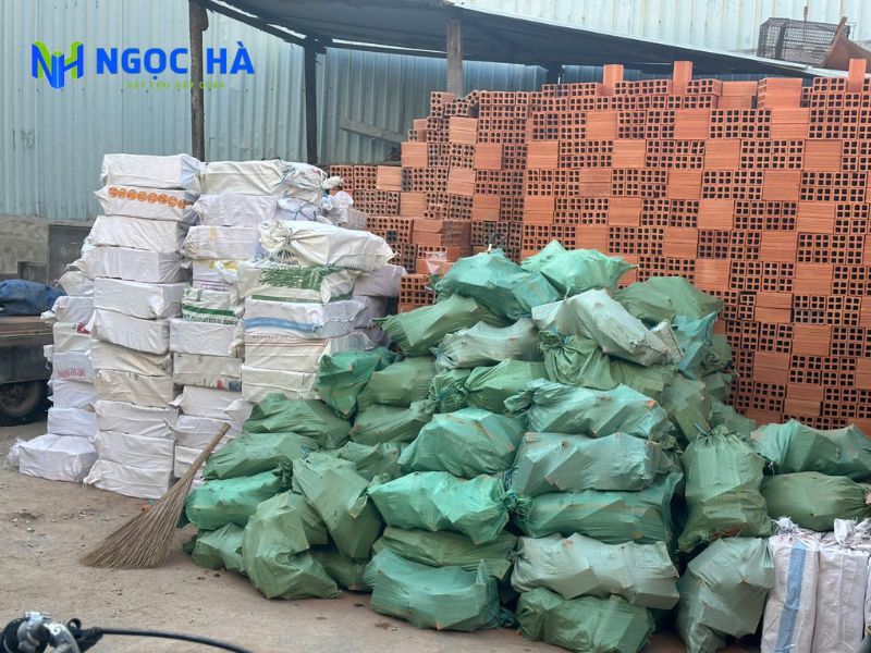 Gạch đóng bao quận 8