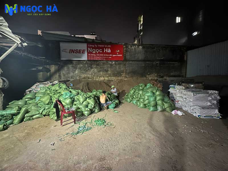 Cát đóng bao tiện lợi 2025